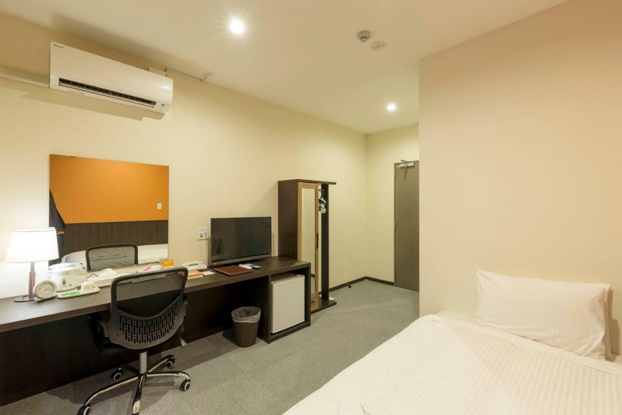 Crown Hotel Okinawa Annex Exteriör bild