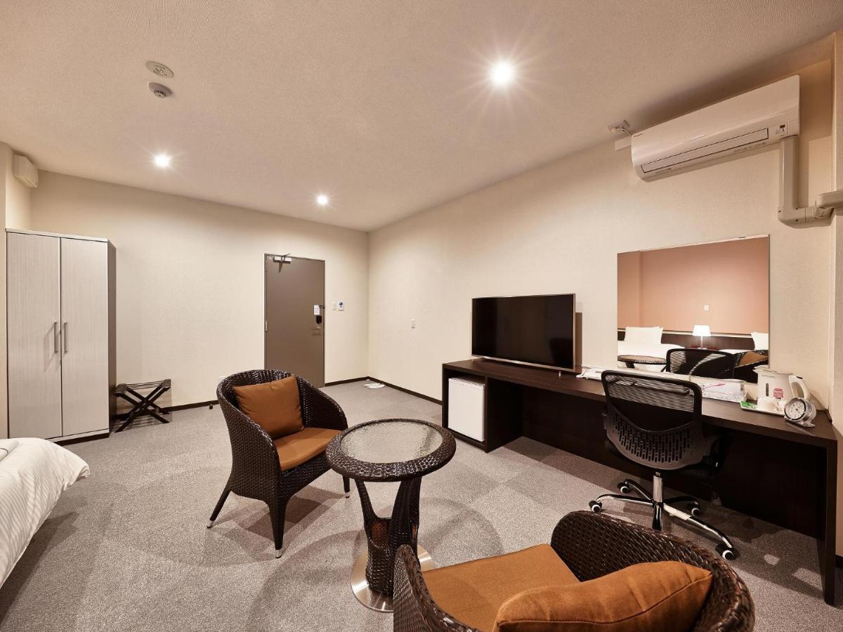 Crown Hotel Okinawa Annex Exteriör bild