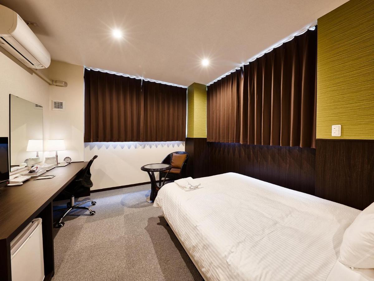 Crown Hotel Okinawa Annex Exteriör bild